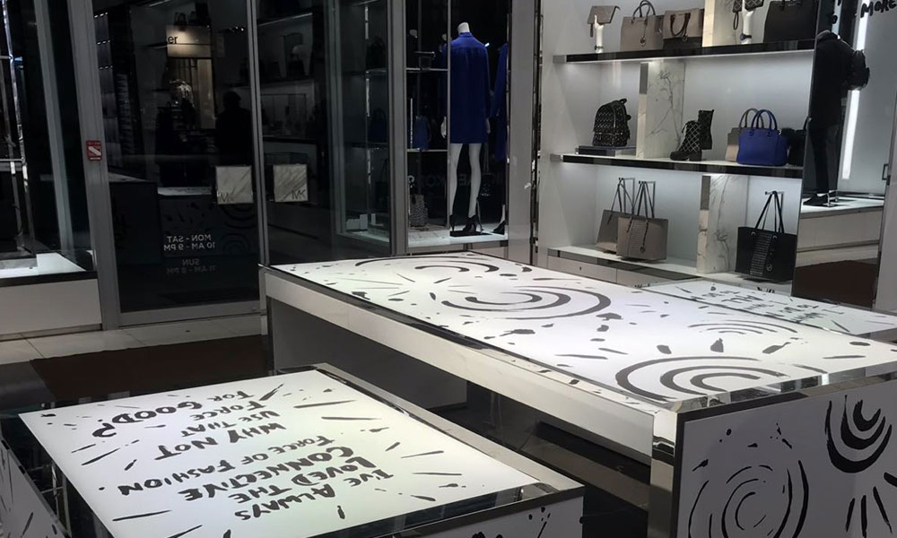 michael kors display campaigns