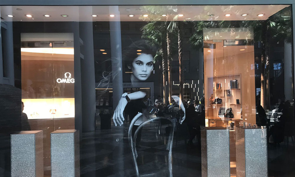 omega tresor window displays