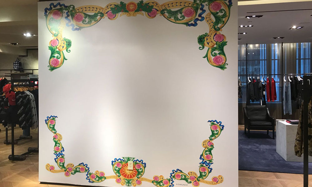 versace wall graphics